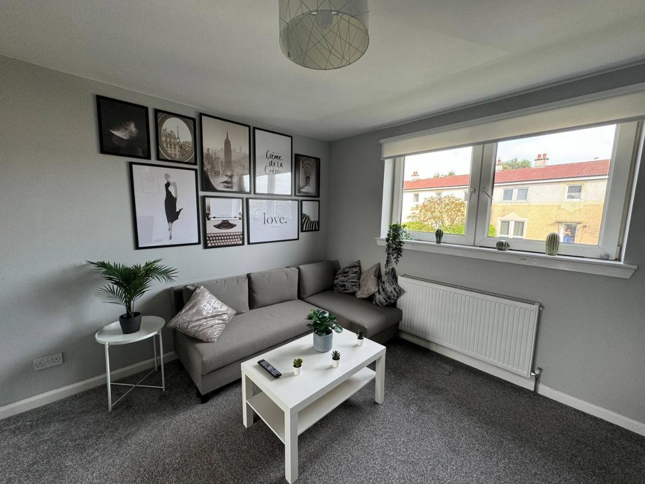 Clydebank Brand New 3Bdr Home, Glasgow Exterior foto